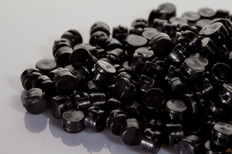 Пломба пластиковая 10 мм. для пломбиратора  (неармированная, упаковка 1 кг.) 